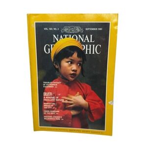 Vintage‎ National Geographic Magazine September 1981 Vietnamese Silver Manhattan
